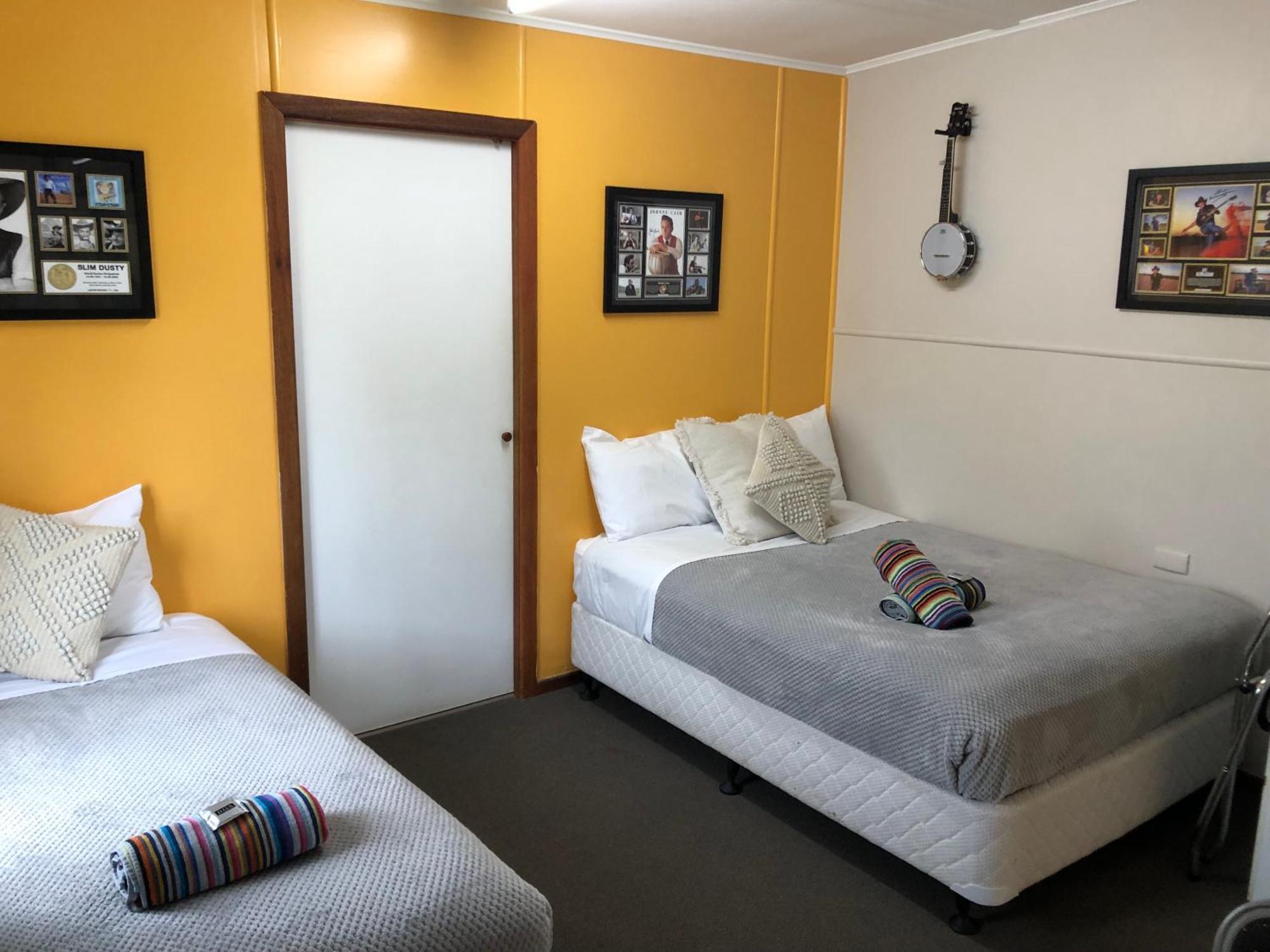 Acacia Motel Chinchilla Exteriér fotografie